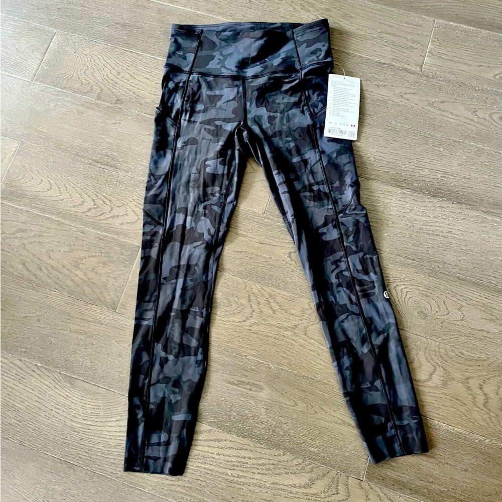 Lululemon Fast and Free Leggings! Sz 6, NWT